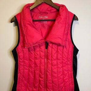Calvin Klein | Red & Black Puffer Athletic Vest
